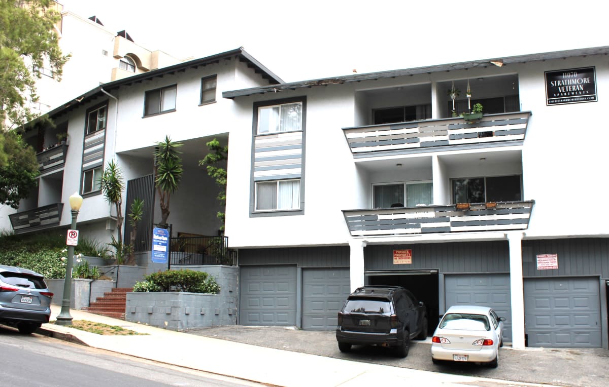 Photos and Video of Strathmore Veteran in Los Angeles, CA